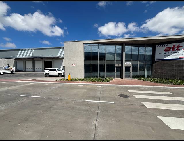 2,945M² WAREHOUSE TO LET IN BLACKHEATH INDUSTRIAL